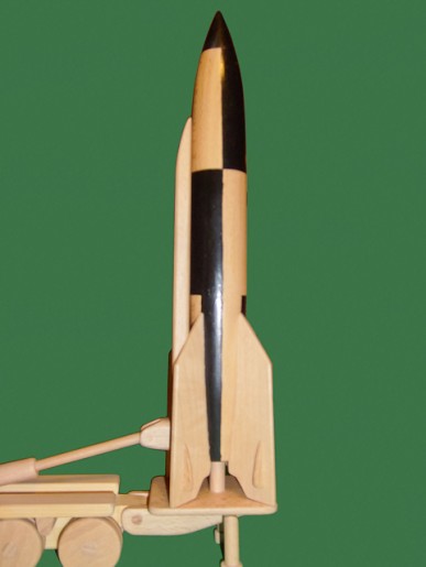 Raketa_s_navesem_1b.jpg
